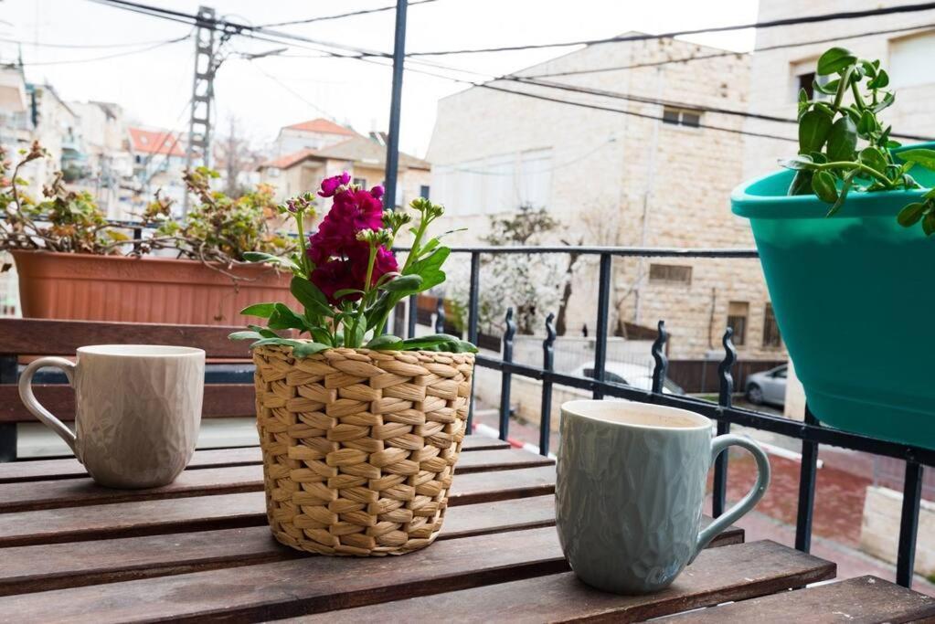 Eliyahu Salman #1 Jerusalem Exterior photo